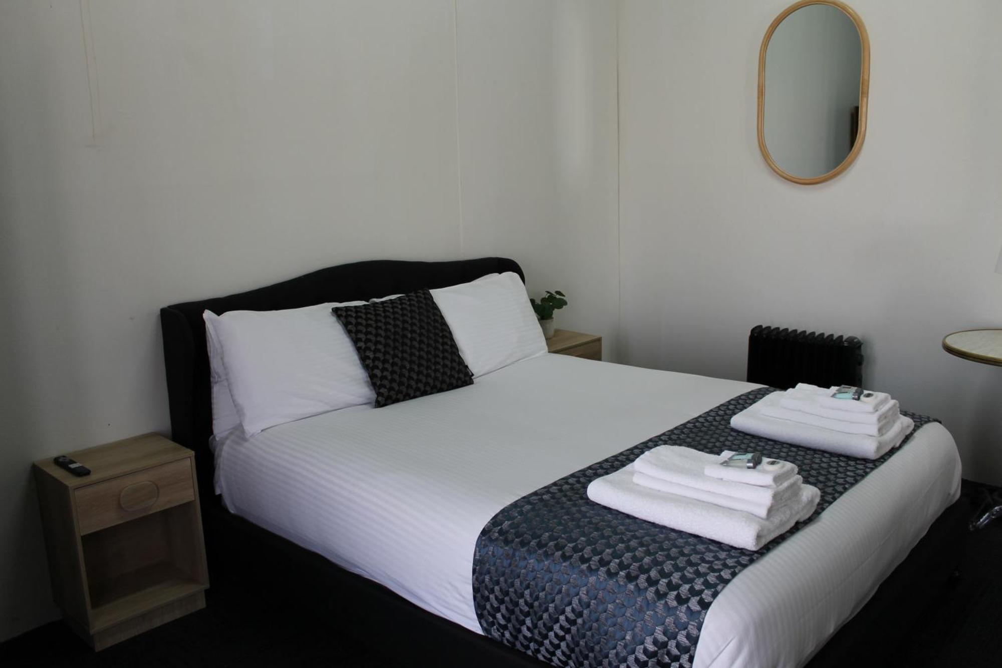 Romano'S Hotel & Suites 沃加沃加 外观 照片